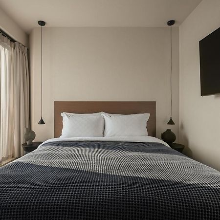 Cubic Mykonos Seafront Design Suites Ornos  Bagian luar foto