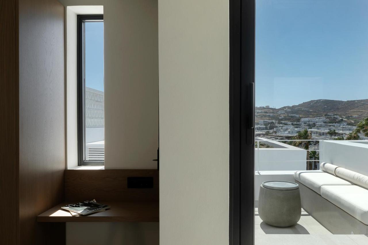 Cubic Mykonos Seafront Design Suites Ornos  Bagian luar foto