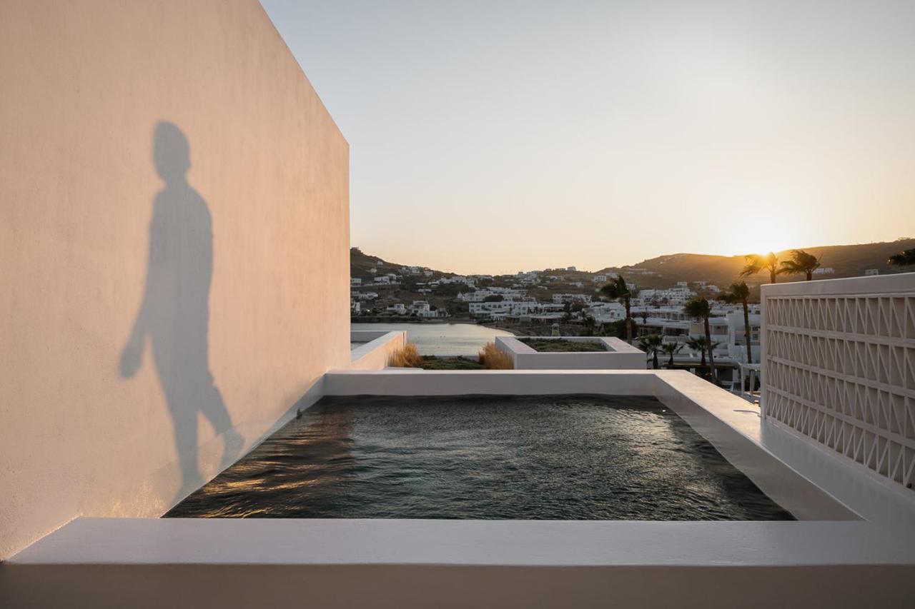 Cubic Mykonos Seafront Design Suites Ornos  Bagian luar foto